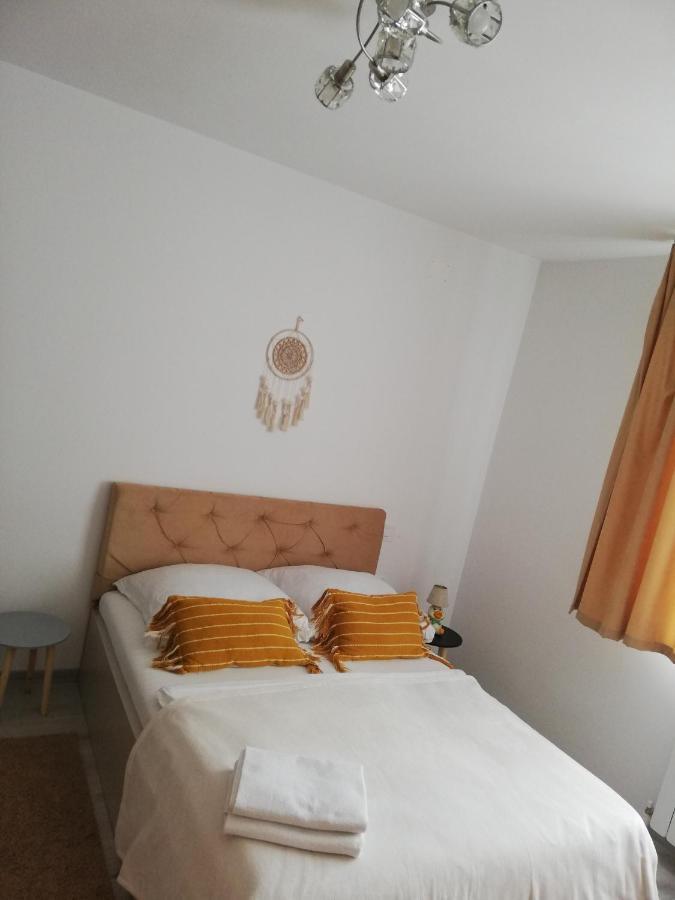 Apartament Raluca Topliţa Exterior foto